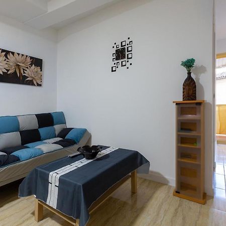 Апартаменты Apt La Nogalera Centro Торремолинос Экстерьер фото