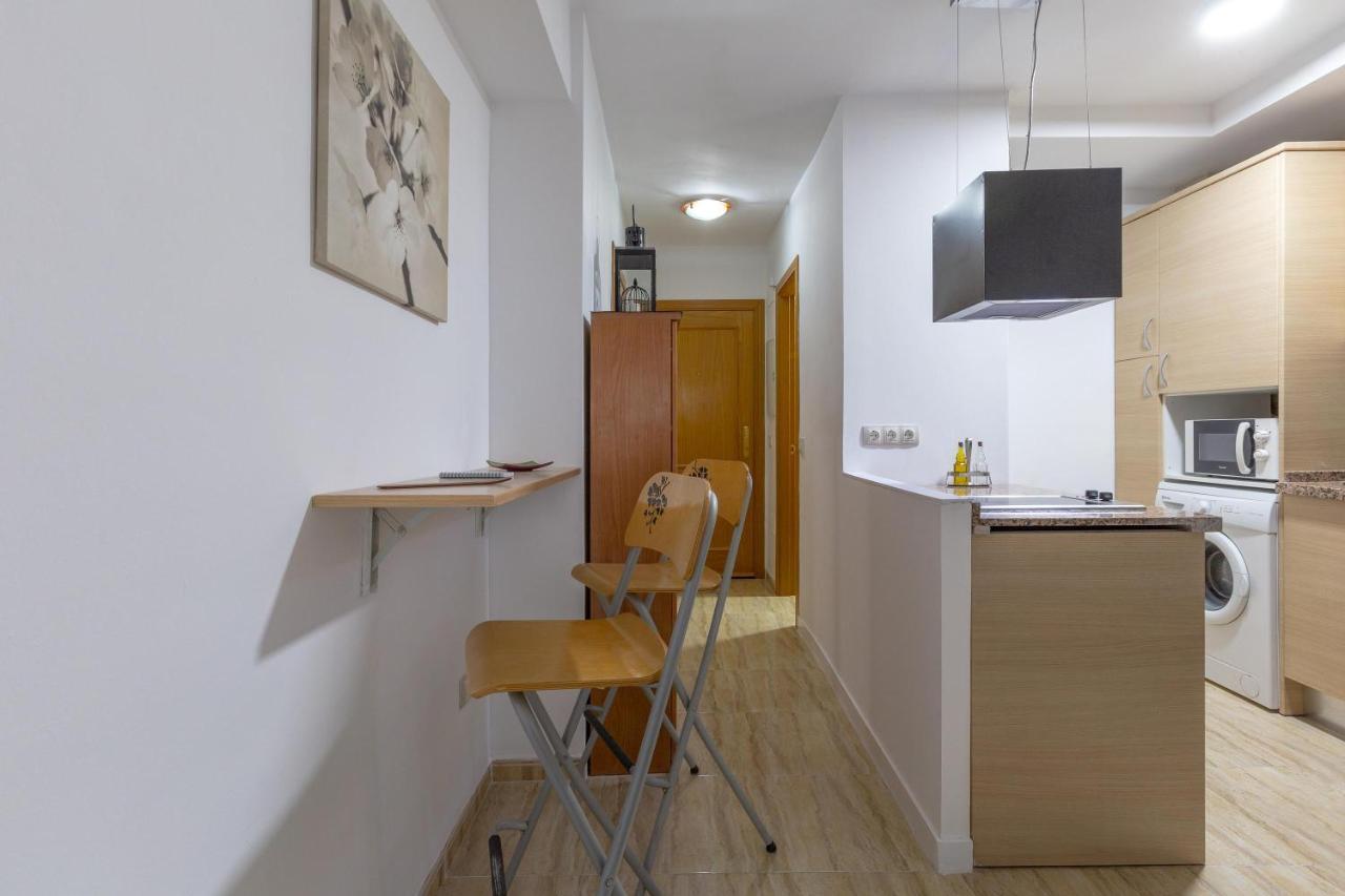 Апартаменты Apt La Nogalera Centro Торремолинос Экстерьер фото