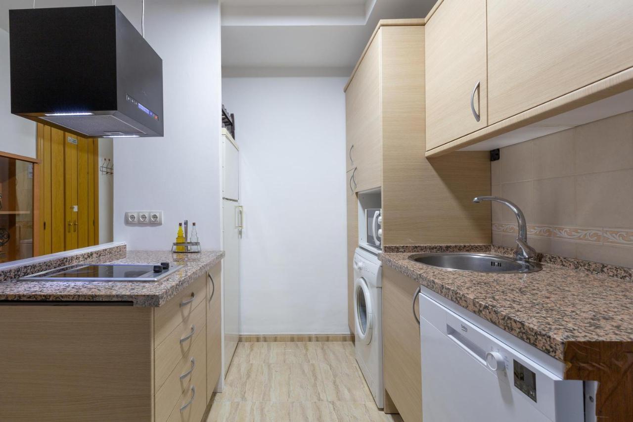 Апартаменты Apt La Nogalera Centro Торремолинос Экстерьер фото