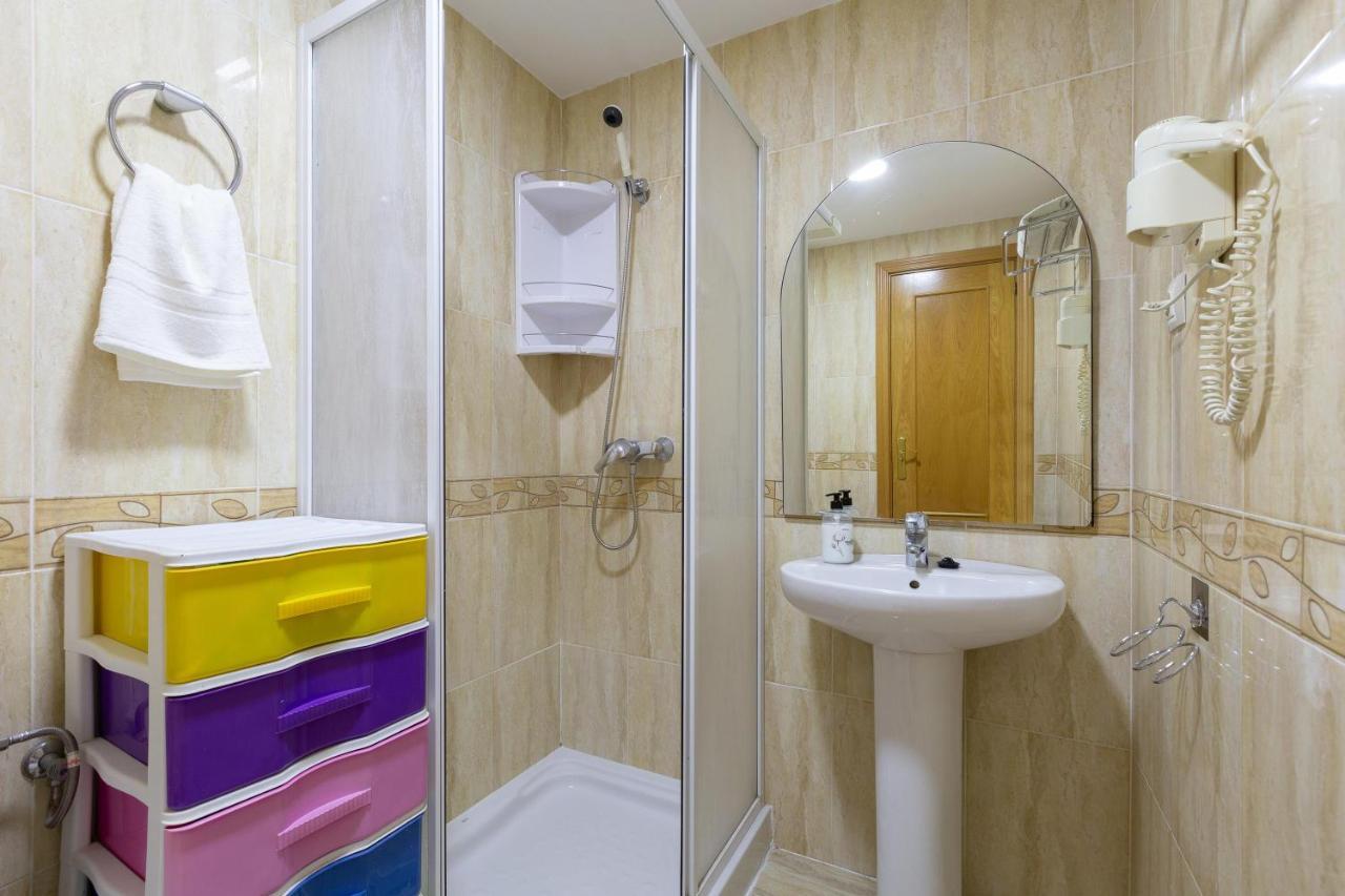 Апартаменты Apt La Nogalera Centro Торремолинос Экстерьер фото